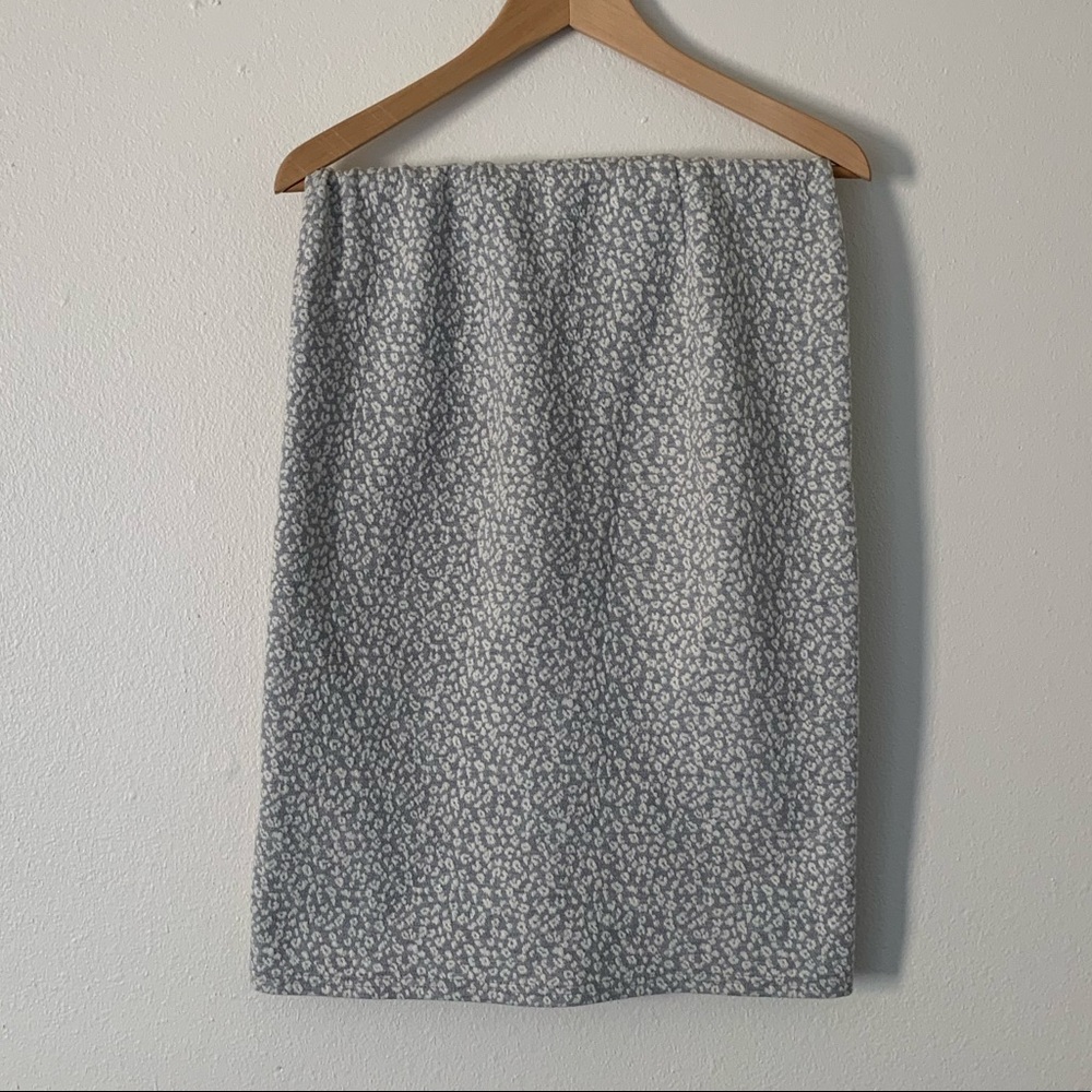 LOFT | Light Blue and White Floral Pattern Pencil Skirt